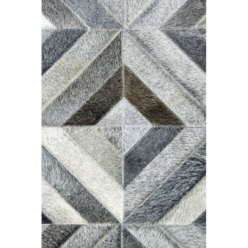 Brooklynn Rectangle 180 cm x 120 cm Geometric Area Rug