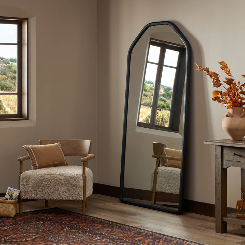 Prynne Mirror-Black Aluminum