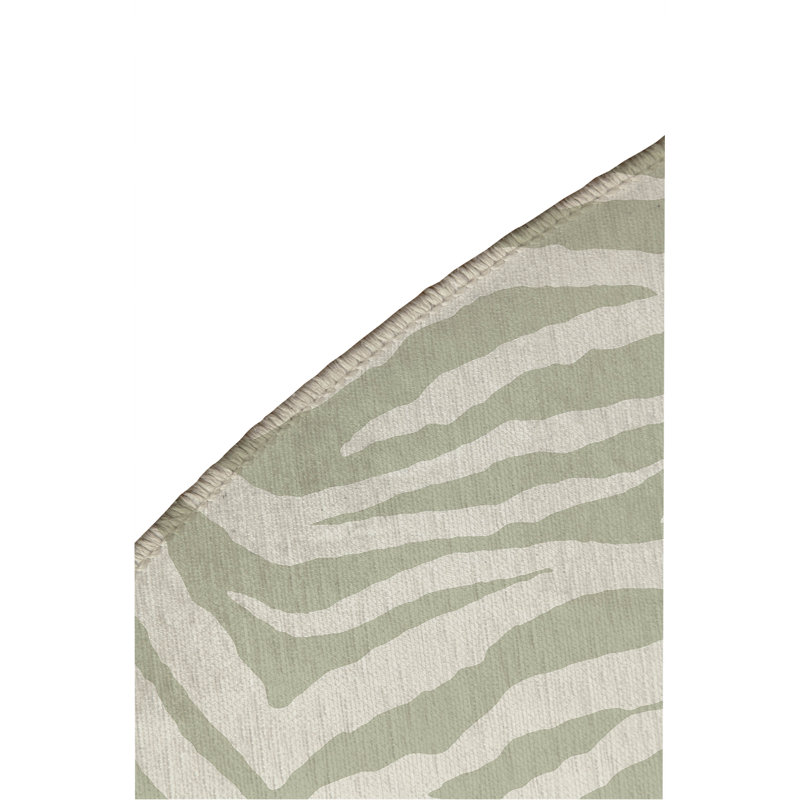 Zebra Patch Non-Slip Outdoor Rug, Round 5'