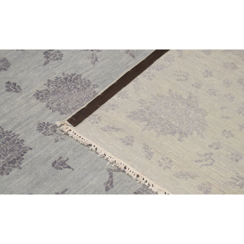 Wool Area Rug in Gray