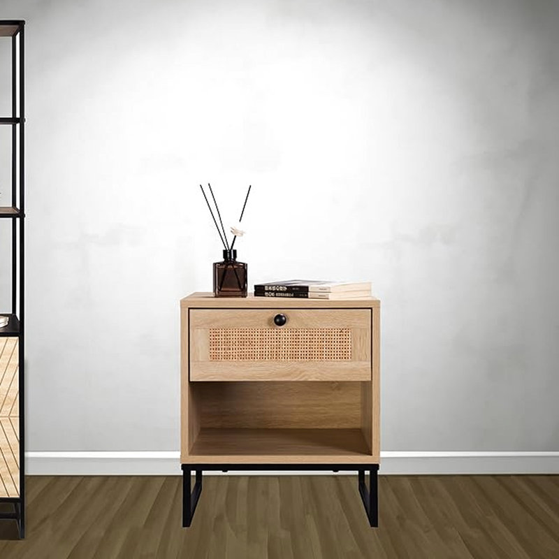 Table d'appoint en bouleau avec tiroir Coastal Modern