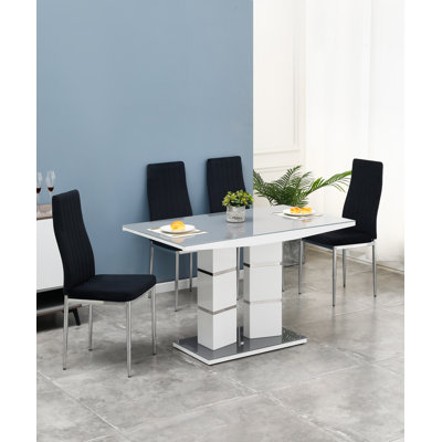 Guelph 4 - Person Dining Set