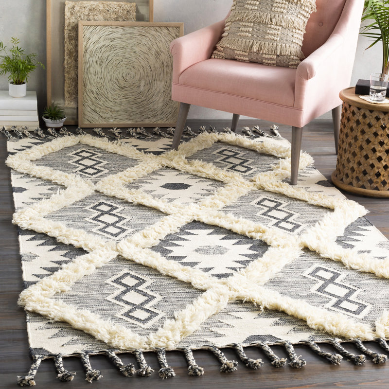 Jovia Wool Southwestern Indoor Rug, Rectangle 6' x 9'