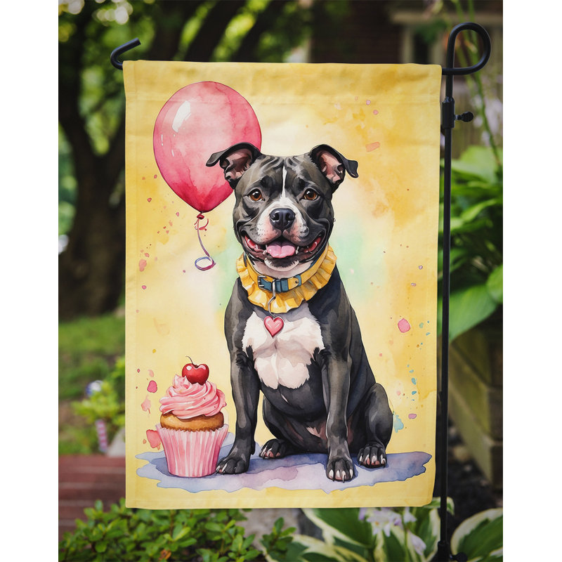 Drapeau de jardin «Happy Birthday», Staffordshire bull terrier