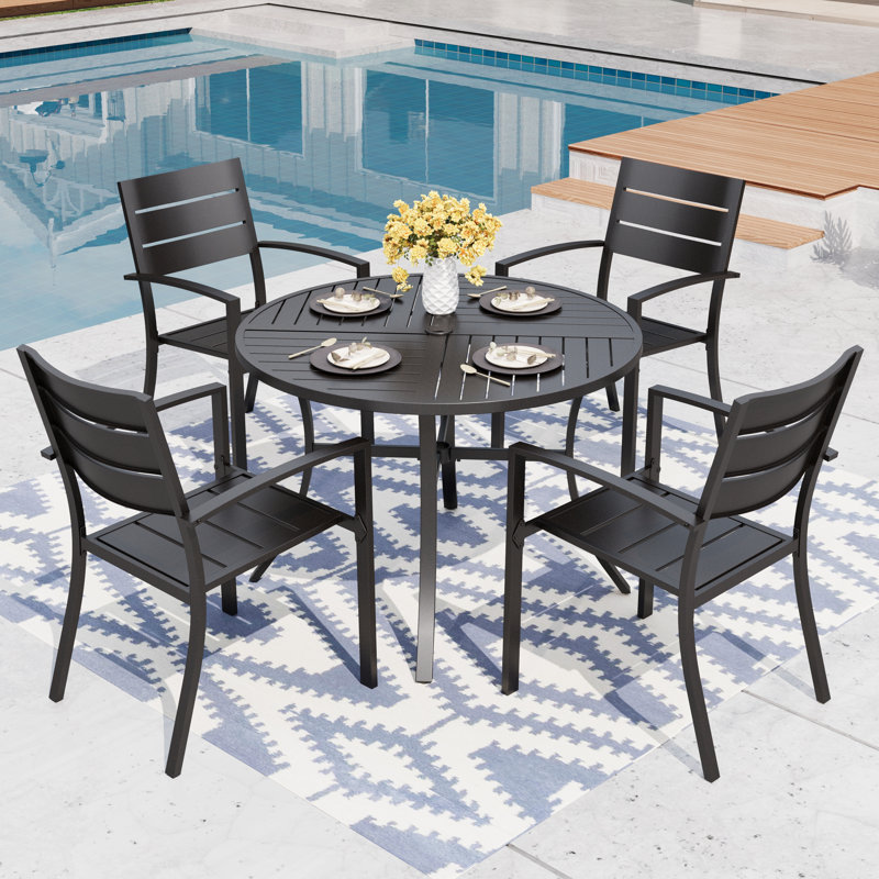 4 - Person Patio Dining Set with Round Table