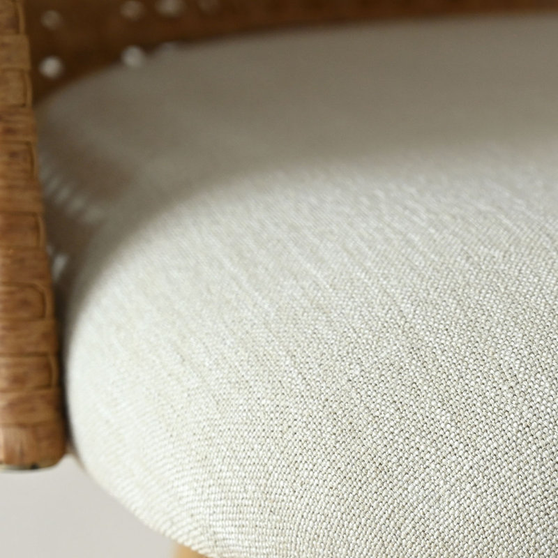 Fauteuil rembourré rembourré avec dossier en rotin