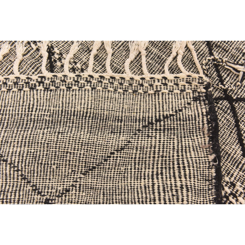 Tapis noir et blanc Oliver