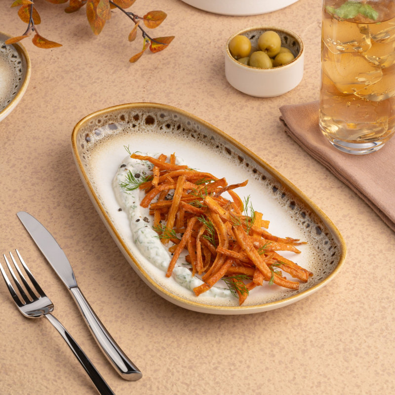 Assiette en porcelaine de qualité supérieure 10,7 po x 6,1 po JAGUAR | Va au micro-ondes et au lave-vaisselle