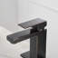 Robinet de lavabo de salle de bain bronze huilé à poignée à arc bas avec drain