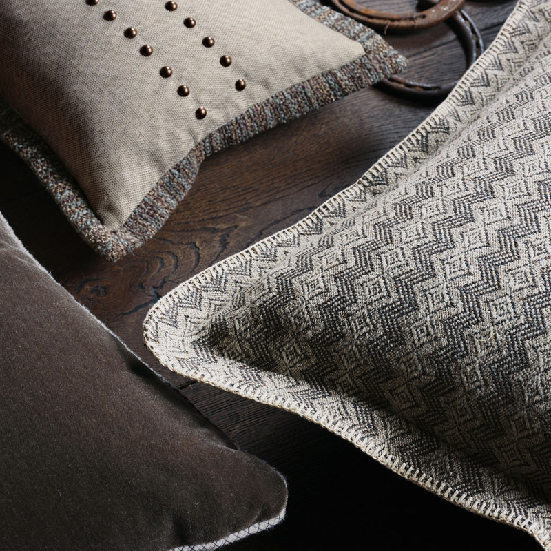Reign Lumbar Pillow Cover & Insert