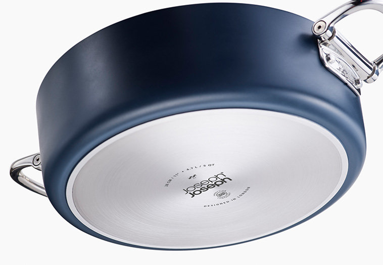 Joseph Joseph Space Ceramic Non-Stick 5 Qt. Shallow Casserole with Folding Handles and Lid