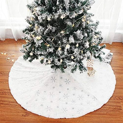 Faux Fur Tree Skirt
