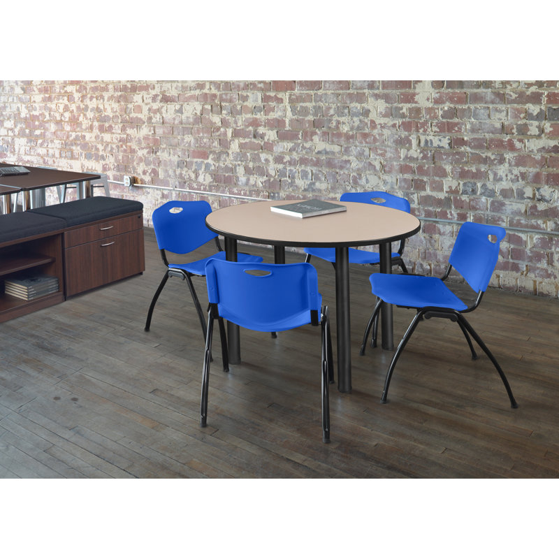 Plateau de table Kee, 4 chaises empilables, Bleu, Érable, 29" H x 42" W x 42" D