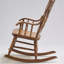 Chaise berçante française en bois