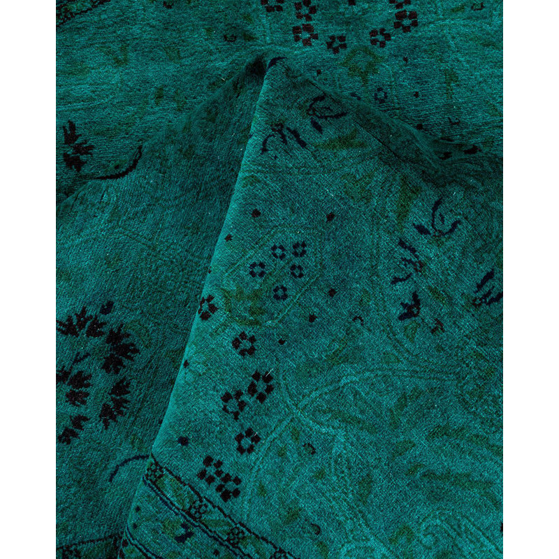 Cloyed One-of-a-Kind 6' 1" X 6' 1" Hand Knotted Area Rug