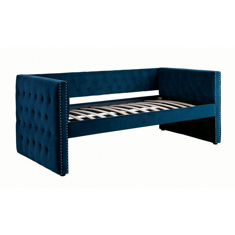 Lit de jour de style transitionnel avec rembourrage capitonné et capitonné avec garniture cloutée et garniture cloutée
