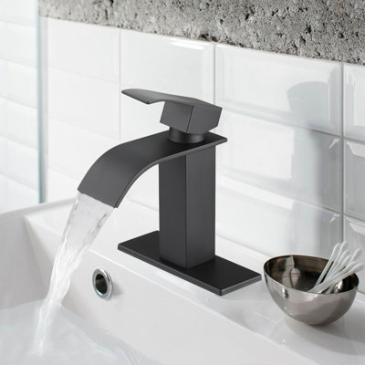 Single-handle Bathroom Faucet