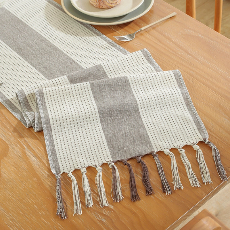 Chemin de table rustique style maison de campagne en toile de jute tressée à la main avec pampilles pour les fêtes, gris