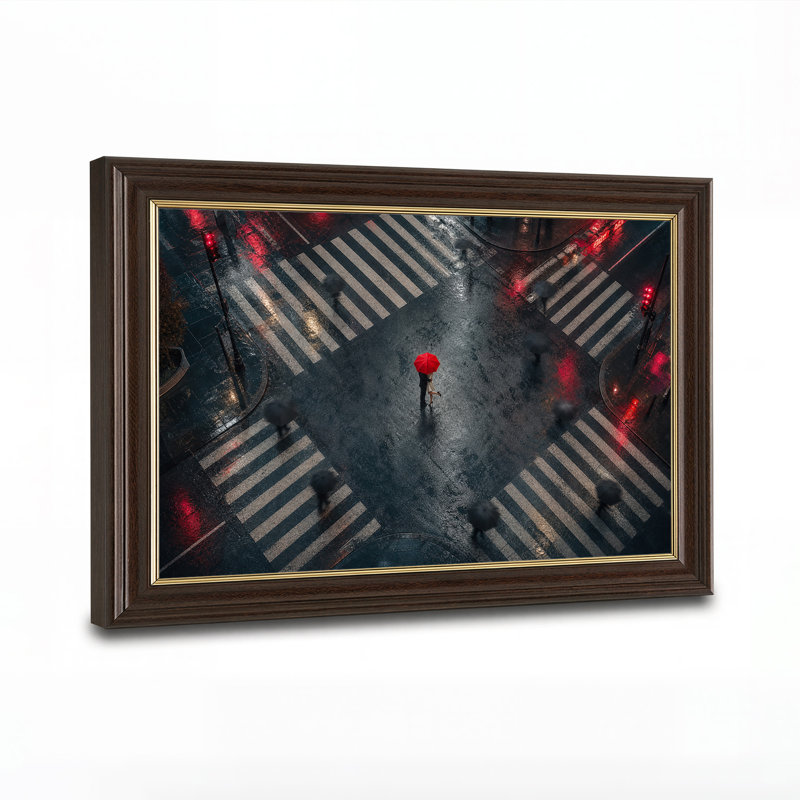 Couple avec parapluie rouge à une intersection sous la pluie - Tableau sur toile, 16"H x 24"W