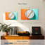 Tambour et bâtons sur la table-349297177