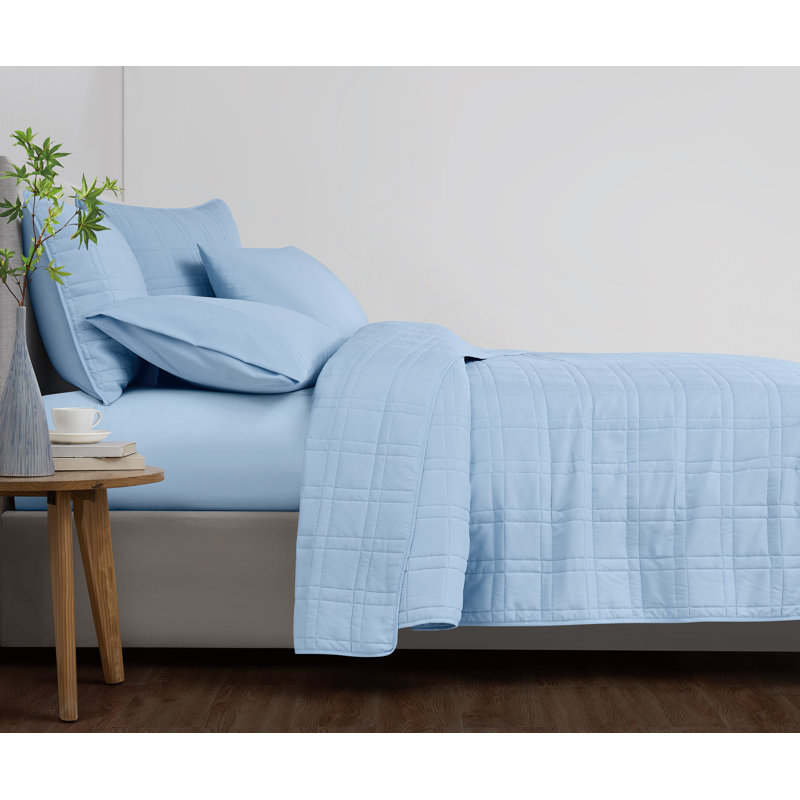 Cannon Solid Quilt Set, Blue, Queen Quilt + 2 Shams