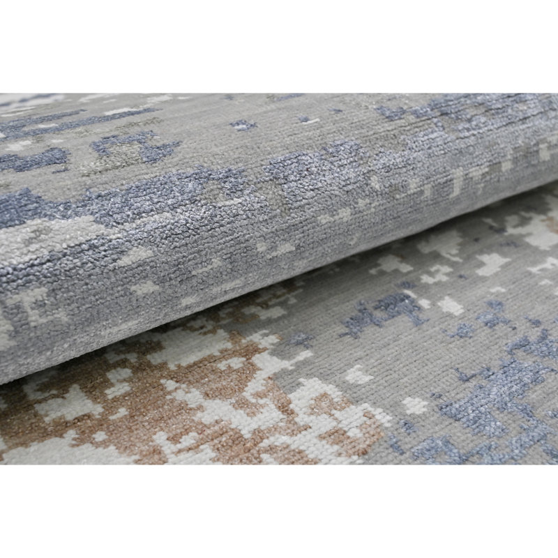 High-Quality Hand-Knotted Silver And Grey Area Rug