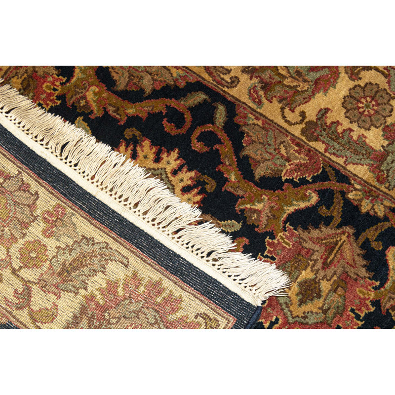 Tapis bleu et crème noué à la main de haute qualité