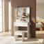 Bureau de coiffeuse moderne-112523670