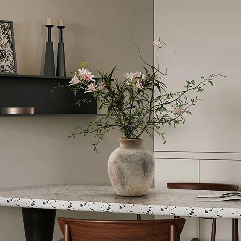 Ceramic / Porcelain Table Vase