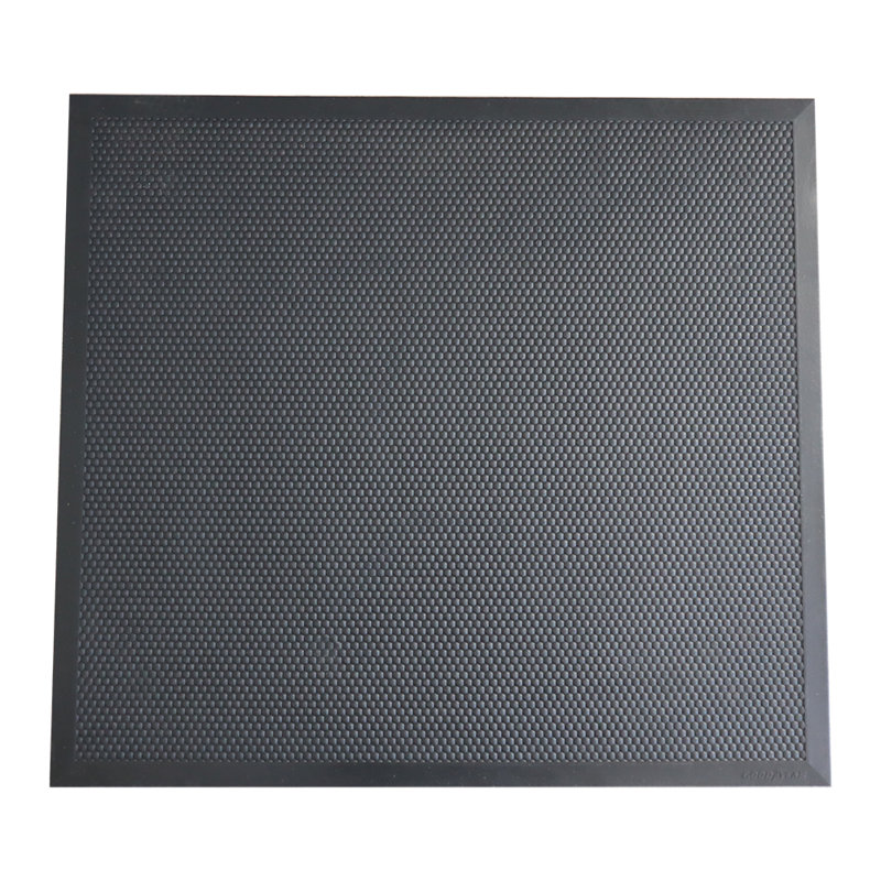 Tapis de laveuse et de sécheuse en caoutchouc Goodyear - 5 mm x 32 po x 29 po, L 48 po x P 36 po