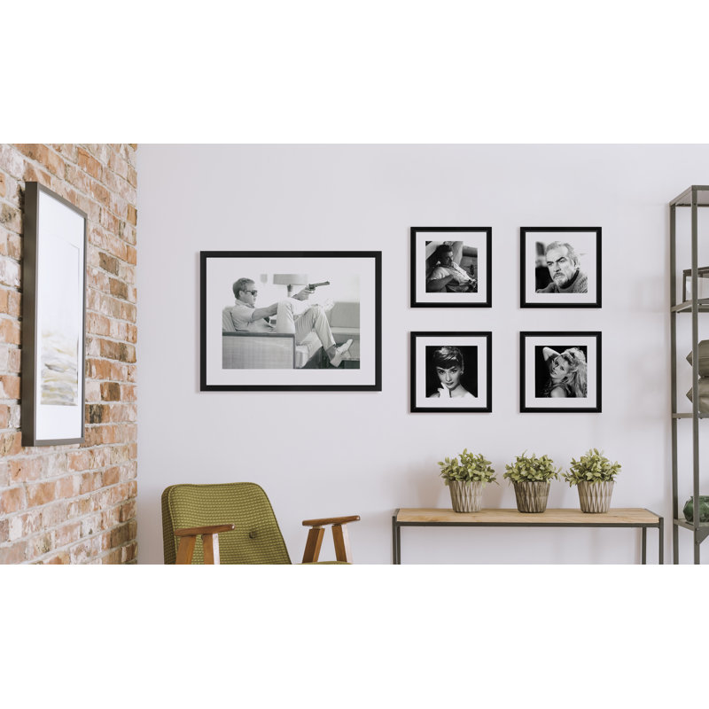 Audrey Hepburn - Single Picture Frame Print