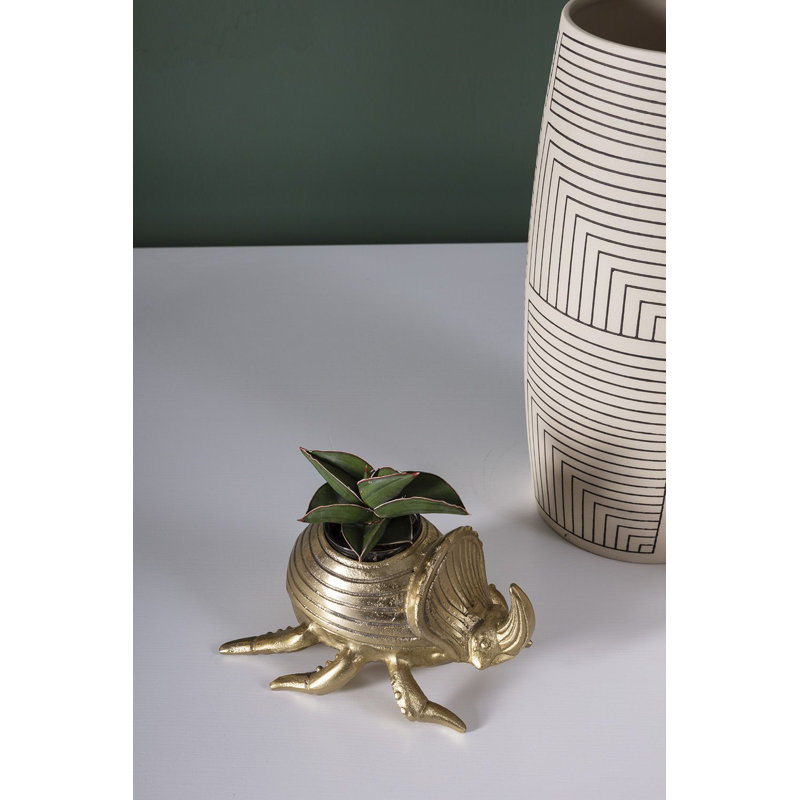 Jerius Handmade Metal Statue Planter