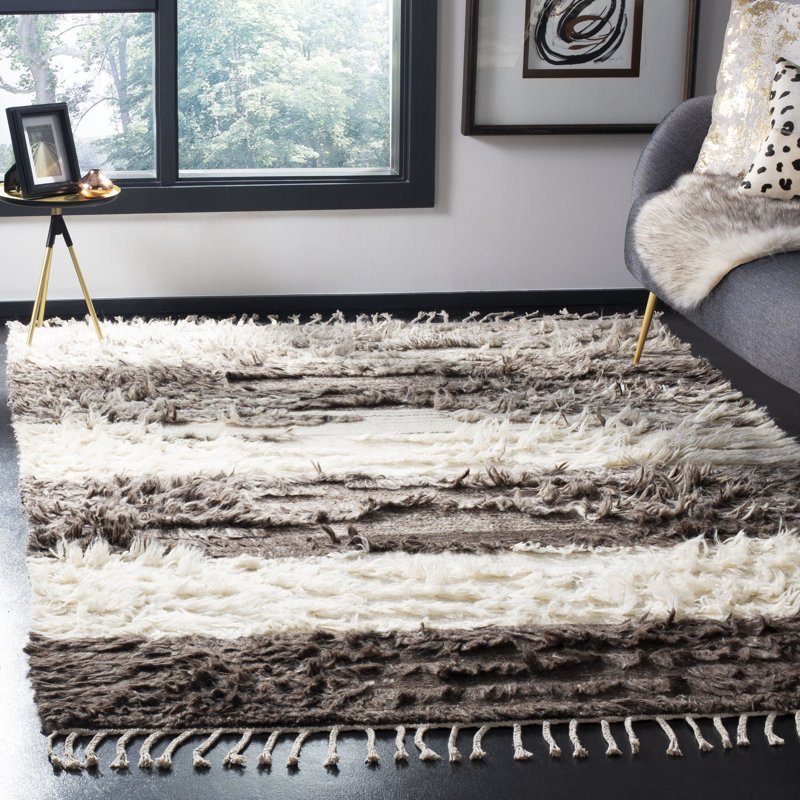 Bakerhill Hand Knotted Wool/Cotton Abstract Rug in Beige/Gray, Rectangle 9' x 12'