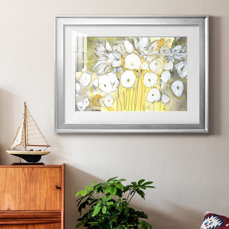 Toile encadrée de qualité supérieure «Heirloom Treasure II» - prête à être accrochée, H 26,5 po x l 36,5 po x P 1 po, Blanc