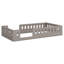 Lit plateforme en bois avec garde-corps-925873967