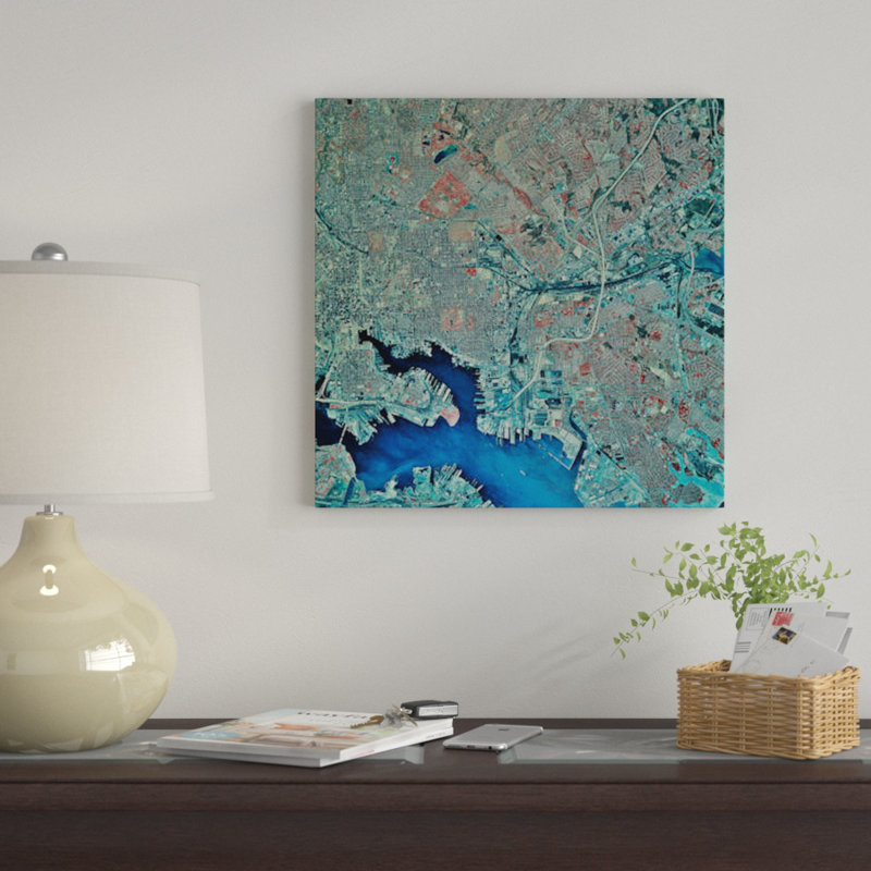 «Baltimore, Maryland» par Stocktrek Images, impression sur toile tendue, H 37 po x l 37 po x P 1,5 po, Toile encadrée noire