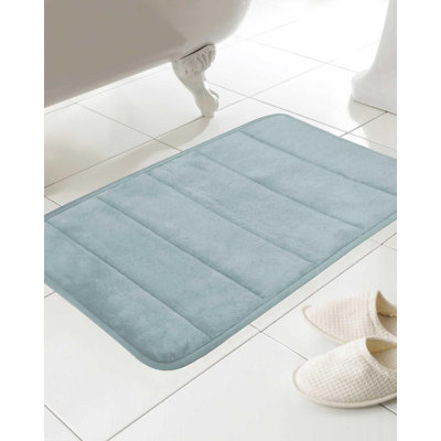 Numayr Non-Slip Shower Mat