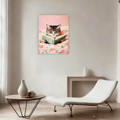 Drôle de chat tigré lisant des livres sur toile sans cadre 24 po x 36 po