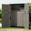 Armoire de rangement verticale en résine à deux portes avec plancher Decksplore 420 gallons-120708366