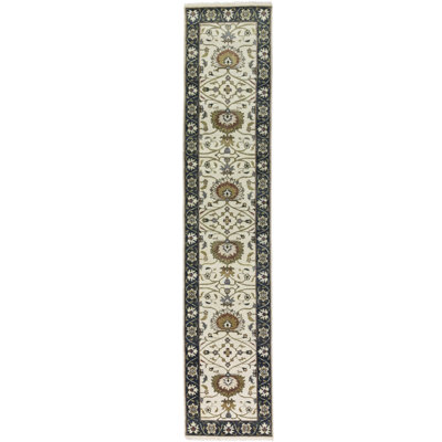 Tapis de couloir crème en laine noué à la main 2 pi 6 po x 11 pi 11 po Floral
