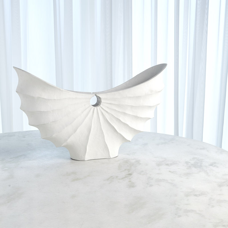 Atlantis Centerpiece-Matte White, 16" H x 6.5" W x 27" D