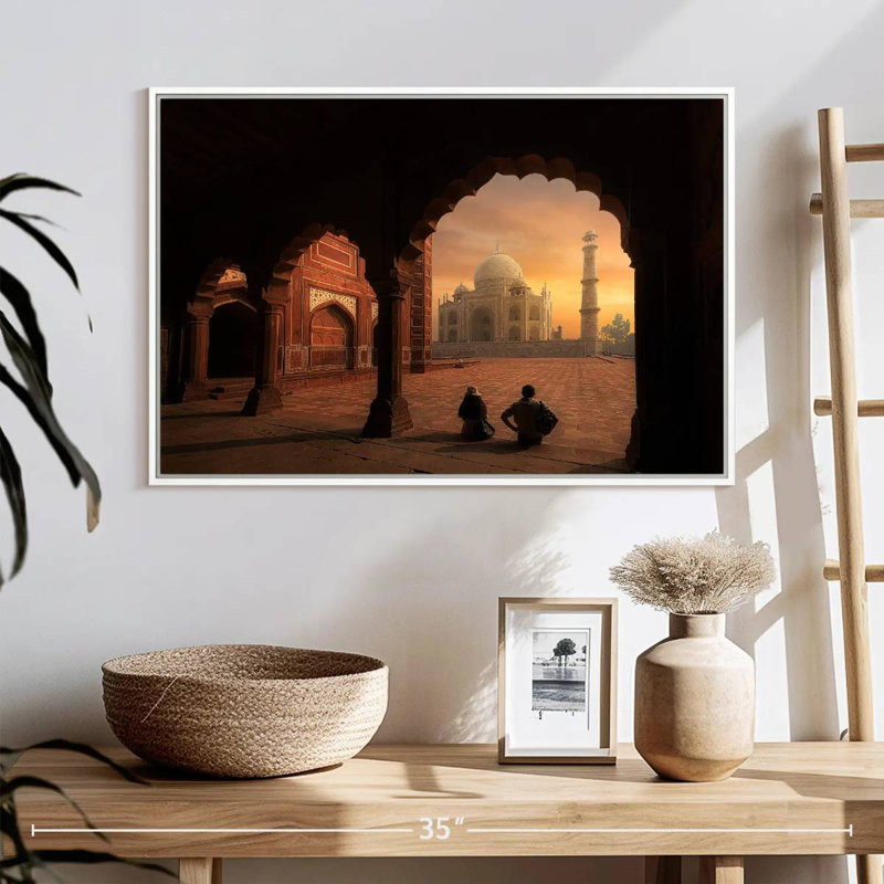 Vue du coucher de soleil du Taj Mahal, Cadre flottant blanc, 25 po x 17 po