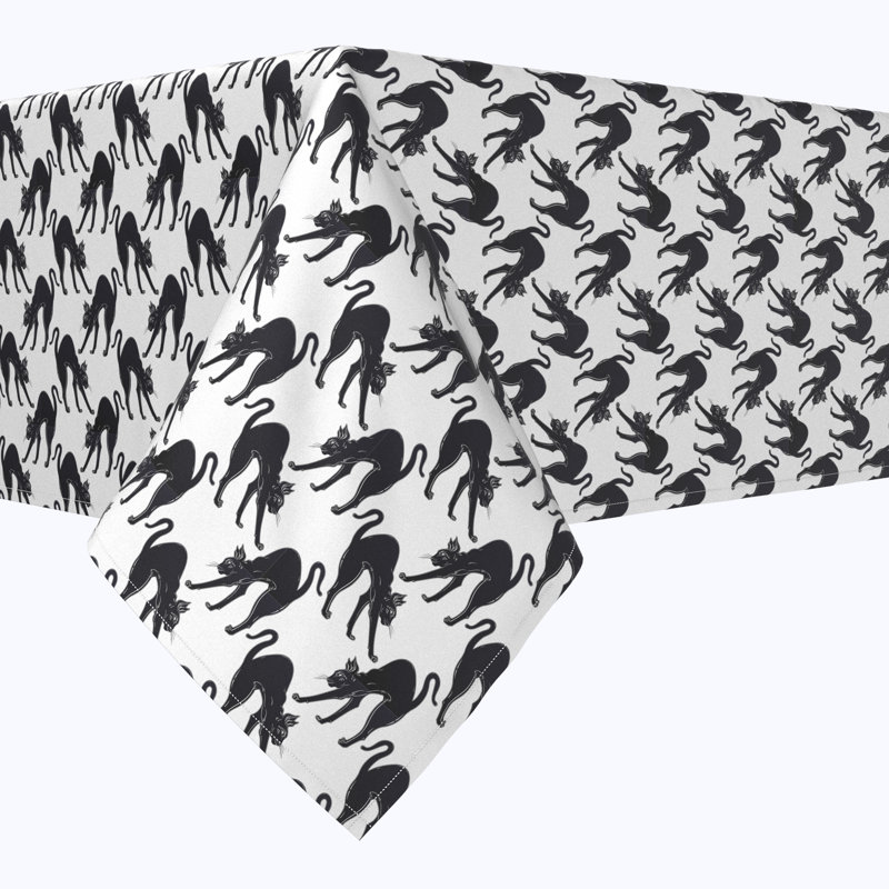 Hackensack Geometric Halloween Tablecloth, 84" L x 60" W