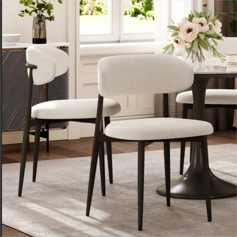 Ensemble de 2 chaises d'appoint Modern Farmhouse avec revêtement en tissu beige doux, structure en métal, format compact 21 x 22 x 33 pour la salle à manger