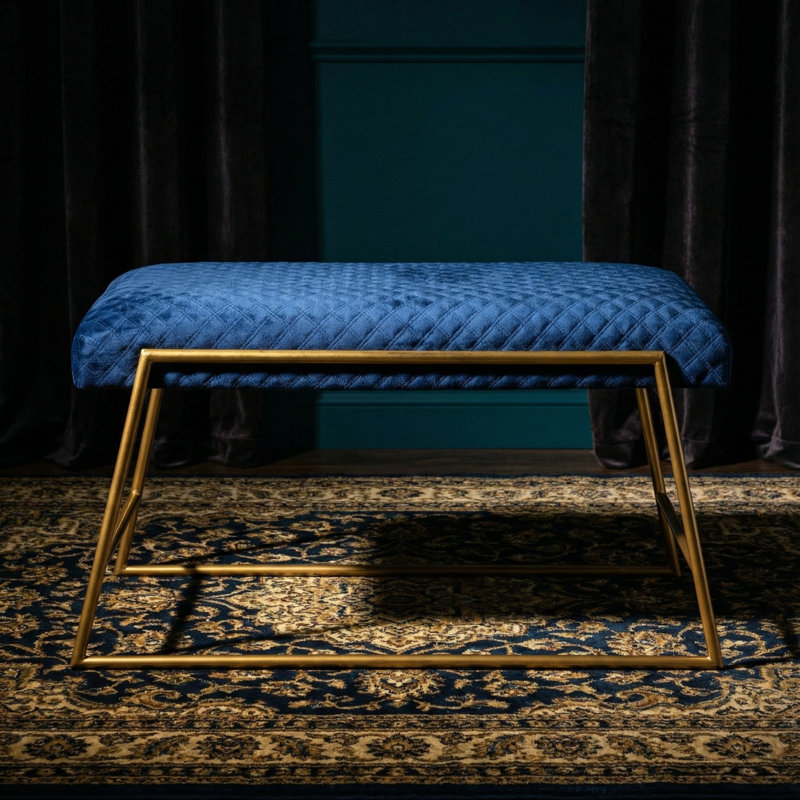 Repose-pieds Mercer41 Waynoka en tissu bleu, base en métal doré peint