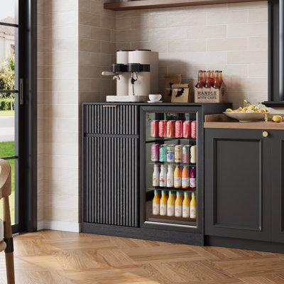 Bar à café cannelé avec espace pour réfrigérateur, mini armoire avec rangement pour bouteilles de vin, support pour réfrigérateur, buffet, table, armoire à vin pour cuisine, salle à manger
