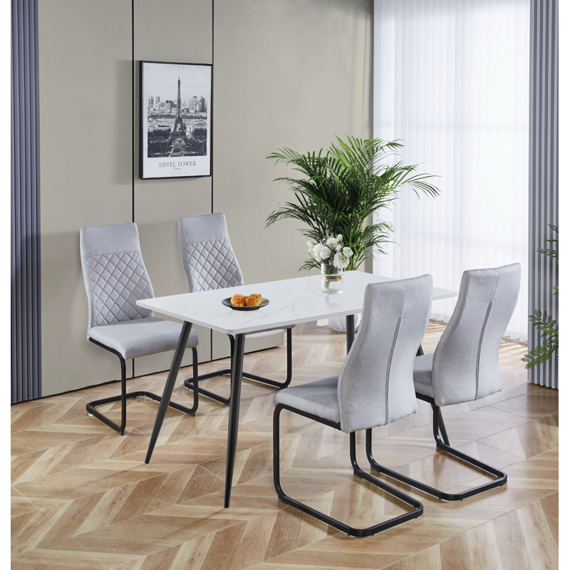Mose 4 - Person Dining Set