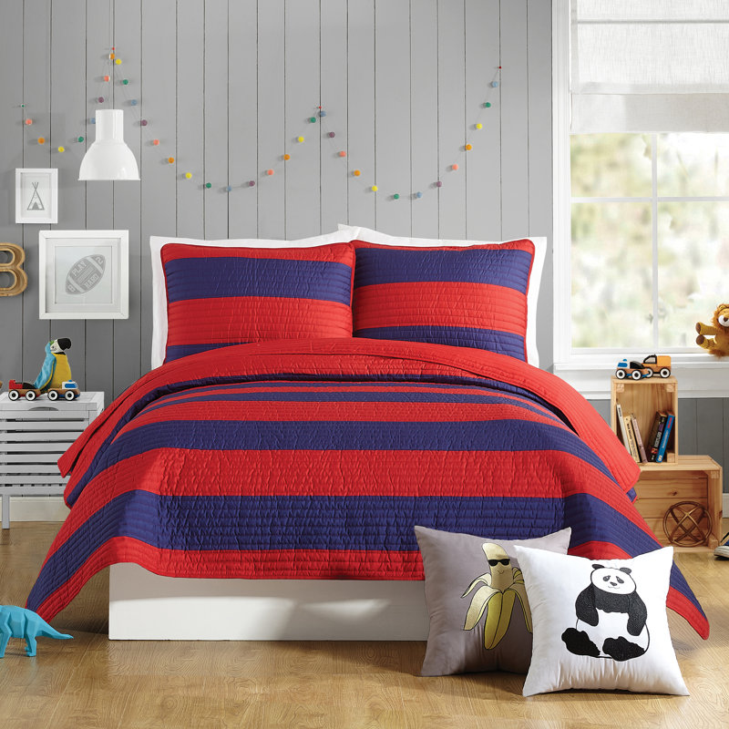 Lavelle Red and Blue Reversible Full Microfiber Quilt Set
