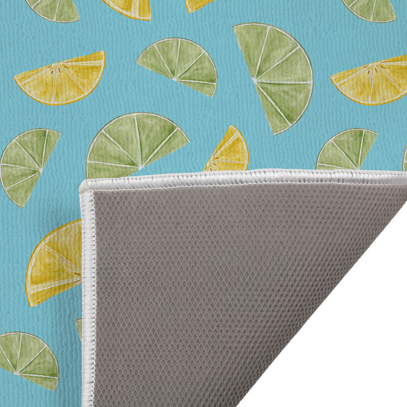 Tapis de toilette rectangulaire absorbant et antidérapant Summers Limes & Lemons, L 24 po x L 17 po, Limette