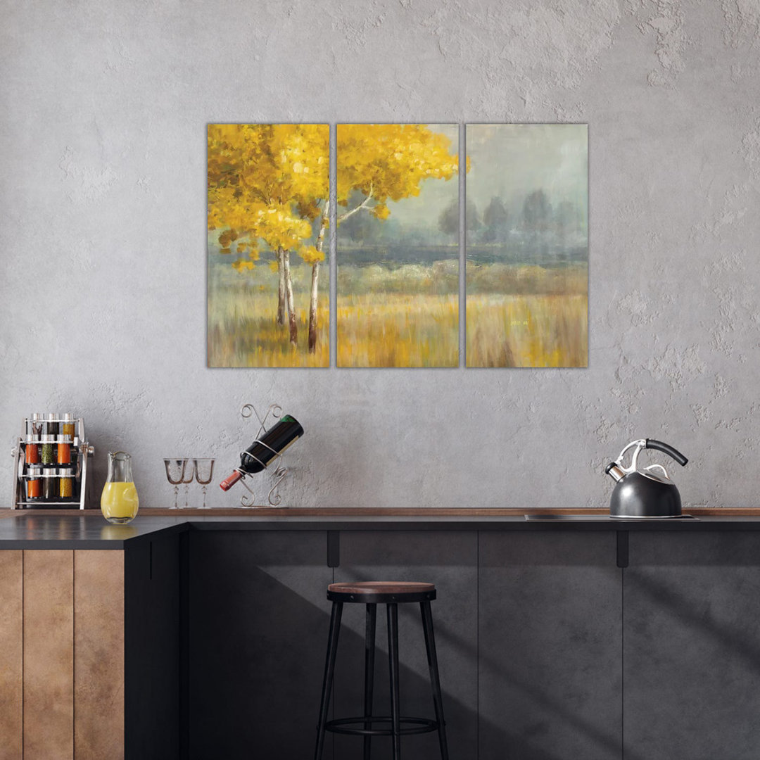 Gelbe Landschaft von Danhui Nai - Ohne Rahmen Galerieverpackte Leinwand Giclée auf Leinwand